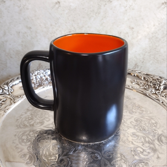 Rae Dunn Artisan Collection by Magenta SCAREDY CAT Black Mug - Picture 2 of 3